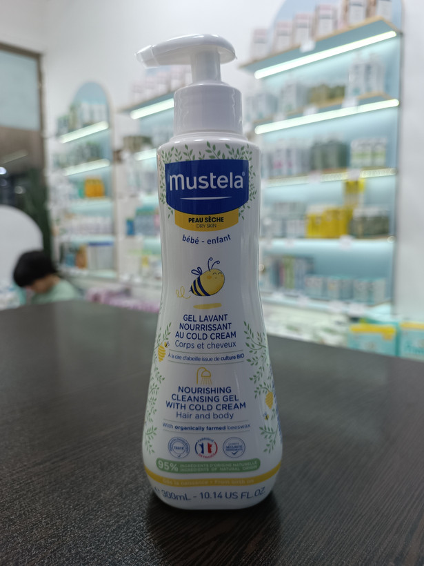 خرید شامپو سر و بدن پوست خشک موستلا mustela
