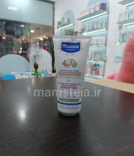 خرید شامپو کرمی موهای فر موستلا mustela