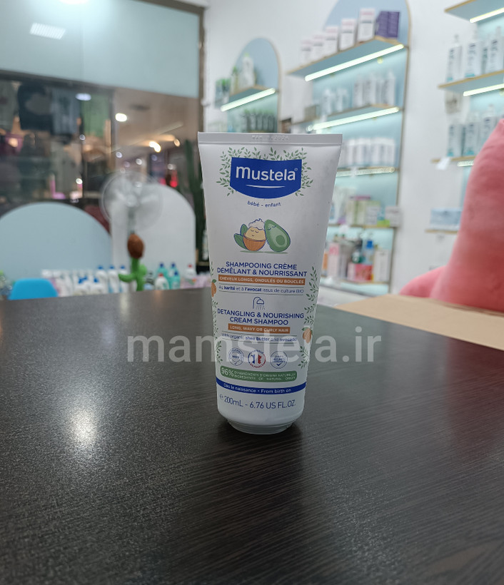خرید شامپو کرمی موهای فر موستلا mustela